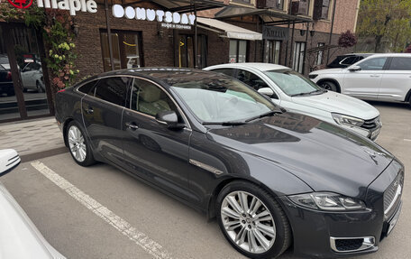 Jaguar XJ IV (X351), 2018 год, 4 200 000 рублей, 2 фотография