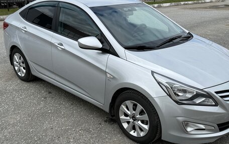 Hyundai Solaris II рестайлинг, 2016 год, 1 050 000 рублей, 5 фотография