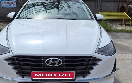 Hyundai Sonata VIII, 2020 год, 2 370 000 рублей, 2 фотография