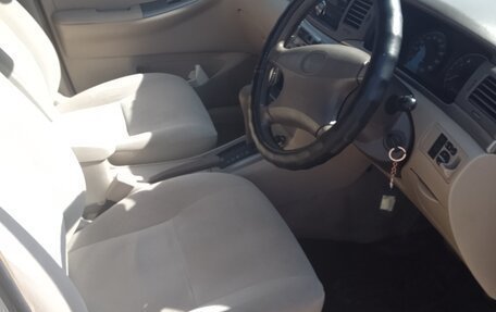 Toyota Corolla, 2004 год, 535 000 рублей, 3 фотография
