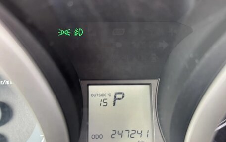 Toyota Land Cruiser Prado 150 рестайлинг 2, 2011 год, 2 500 000 рублей, 3 фотография