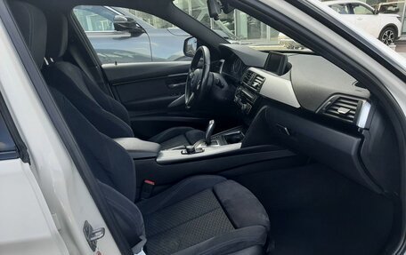 BMW 3 серия, 2017 год, 2 225 000 рублей, 12 фотография