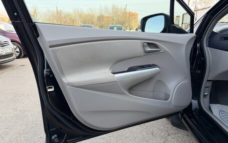 Honda Insight II рестайлинг, 2009 год, 747 000 рублей, 16 фотография