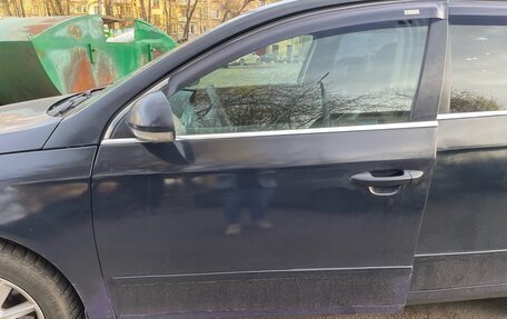 Volkswagen Passat B6, 2006 год, 290 000 рублей, 3 фотография