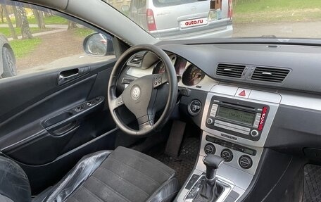 Volkswagen Passat B6, 2006 год, 290 000 рублей, 11 фотография