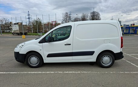 Peugeot Partner II рестайлинг 2, 2011 год, 720 000 рублей, 2 фотография