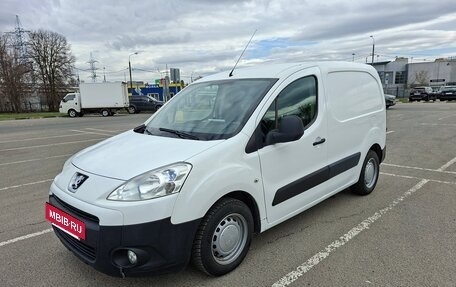 Peugeot Partner II рестайлинг 2, 2011 год, 720 000 рублей, 4 фотография