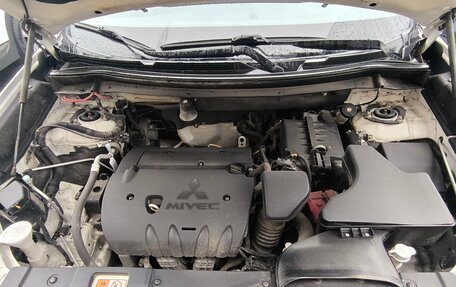 Mitsubishi Outlander III рестайлинг 3, 2021 год, 2 630 000 рублей, 18 фотография