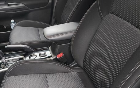 Mitsubishi Outlander III рестайлинг 3, 2021 год, 2 630 000 рублей, 17 фотография