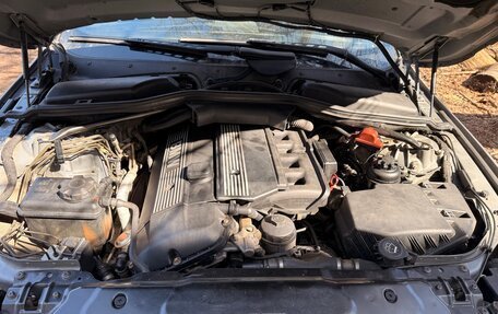 BMW 5 серия, 2004 год, 735 000 рублей, 2 фотография
