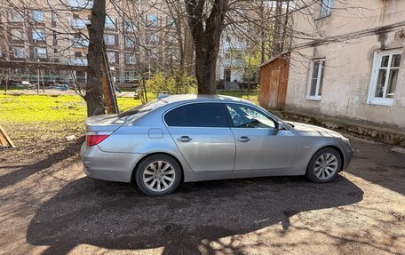 BMW 5 серия, 2004 год, 735 000 рублей, 10 фотография