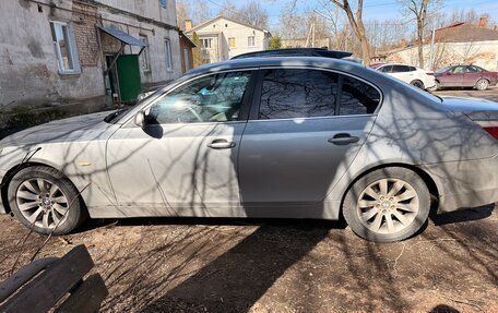 BMW 5 серия, 2004 год, 735 000 рублей, 8 фотография
