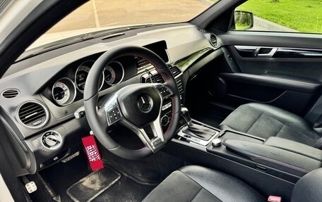 Mercedes-Benz C-Класс, 2012 год, 1 300 000 рублей, 11 фотография