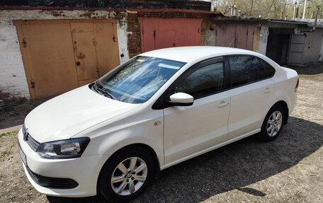 Volkswagen Polo VI (EU Market), 2011 год, 750 000 рублей, 3 фотография