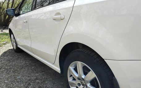 Volkswagen Polo VI (EU Market), 2011 год, 750 000 рублей, 14 фотография