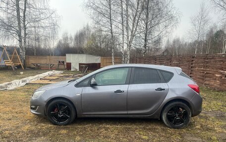 Opel Astra J, 2012 год, 490 000 рублей, 2 фотография
