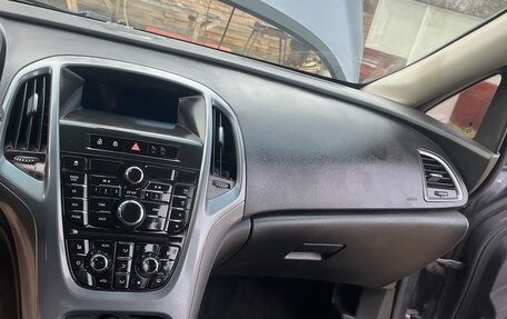 Opel Astra J, 2012 год, 490 000 рублей, 11 фотография