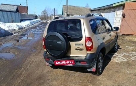 Chevrolet Niva I рестайлинг, 2004 год, 400 000 рублей, 4 фотография