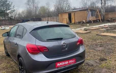 Opel Astra J, 2012 год, 490 000 рублей, 3 фотография