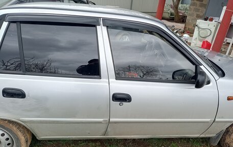 Daewoo Nexia I рестайлинг, 2011 год, 150 000 рублей, 3 фотография