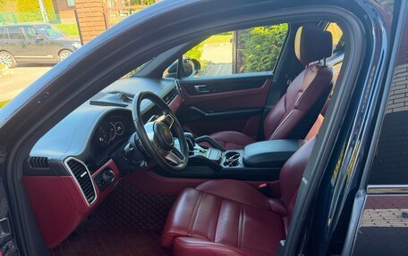 Porsche Cayenne III, 2021 год, 8 800 000 рублей, 14 фотография