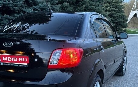 KIA Rio II, 2010 год, 585 000 рублей, 10 фотография