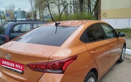 Hyundai Solaris II рестайлинг, 2017 год, 680 000 рублей, 4 фотография