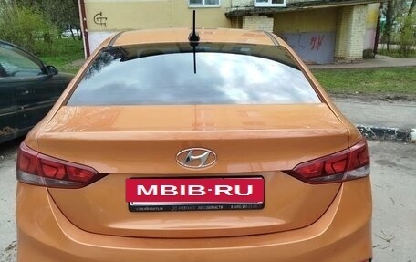 Hyundai Solaris II рестайлинг, 2017 год, 680 000 рублей, 5 фотография