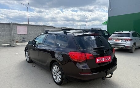 Opel Astra J, 2012 год, 650 000 рублей, 4 фотография
