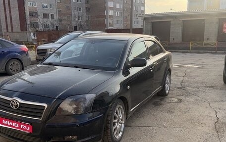 Toyota Avensis III рестайлинг, 2005 год, 650 000 рублей, 2 фотография
