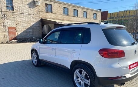 Volkswagen Tiguan I, 2013 год, 850 000 рублей, 3 фотография