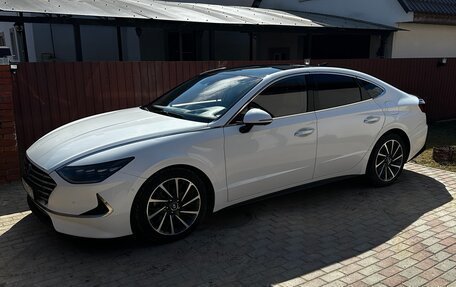 Hyundai Sonata VIII, 2021 год, 2 520 000 рублей, 2 фотография