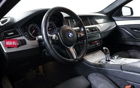 BMW 5 серия, 2016 год, 1 990 000 рублей, 14 фотография
