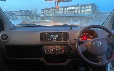 Toyota Passo III, 2015 год, 575 000 рублей, 10 фотография