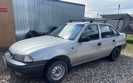 Daewoo Nexia I рестайлинг, 2000 год, 100 000 рублей, 2 фотография