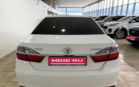 Toyota Camry, 2016 год, 2 200 000 рублей, 5 фотография