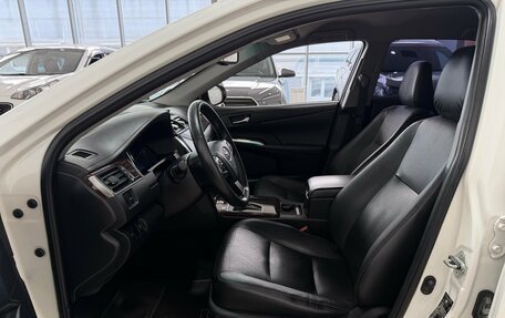 Toyota Camry, 2016 год, 2 200 000 рублей, 27 фотография