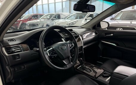 Toyota Camry, 2016 год, 2 200 000 рублей, 26 фотография