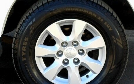 Mitsubishi Pajero IV, 2011 год, 2 299 000 рублей, 9 фотография