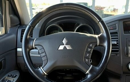 Mitsubishi Pajero IV, 2011 год, 2 299 000 рублей, 12 фотография