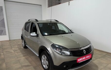 Renault Sandero I, 2014 год, 750 000 рублей, 2 фотография