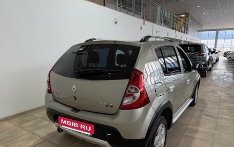 Renault Sandero I, 2014 год, 750 000 рублей, 4 фотография