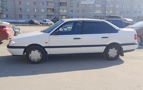 Volkswagen Passat B4, 1994 год, 190 000 рублей, 1 фотография