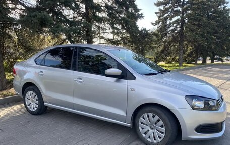 Volkswagen Polo VI (EU Market), 2015 год, 880 000 рублей, 4 фотография