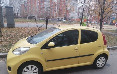 Peugeot 107 I рестайлинг, 2010 год, 390 000 рублей, 5 фотография