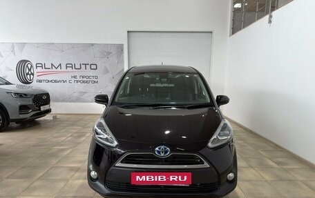 Toyota Sienta II, 2017 год, 1 600 000 рублей, 3 фотография