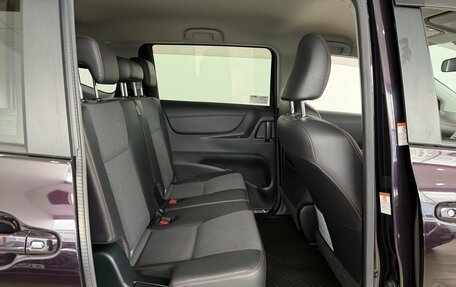 Toyota Sienta II, 2017 год, 1 600 000 рублей, 29 фотография