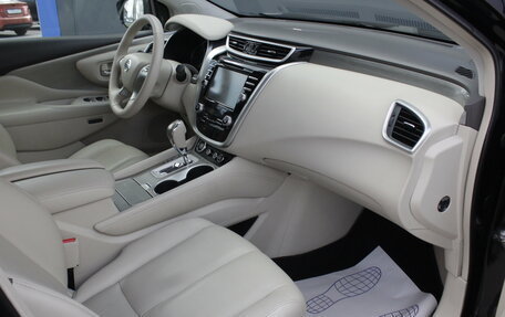 Nissan Murano, 2018 год, 2 300 000 рублей, 6 фотография