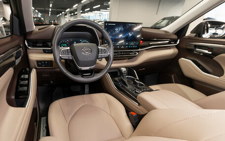 Toyota Highlander, 2026 год, 5 700 000 рублей, 7 фотография