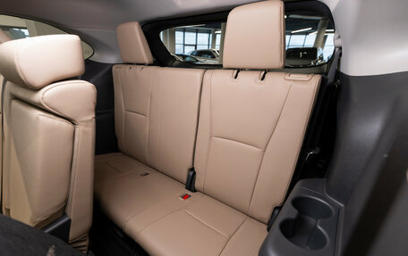Toyota Highlander, 2026 год, 5 700 000 рублей, 15 фотография